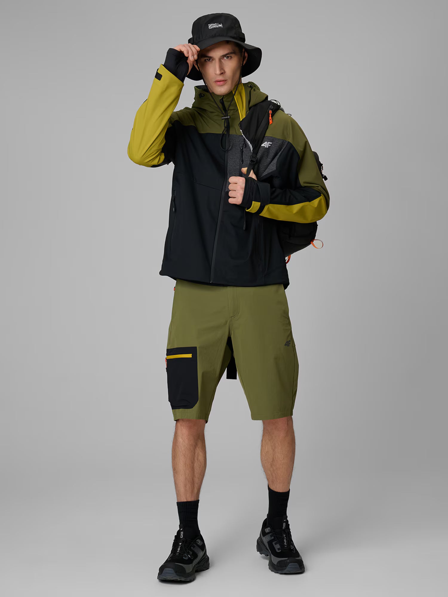 Jacket Softshell Trekking 4F PRO Membrană 10000 Bărbați Khaki