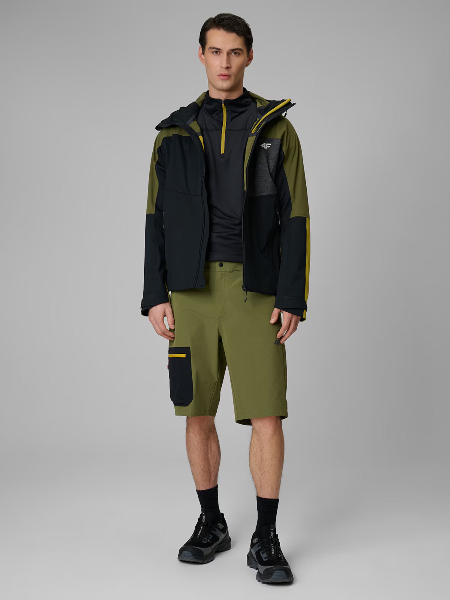 Jacket Softshell Trekking 4F PRO Membrană 10000 Bărbați Khaki