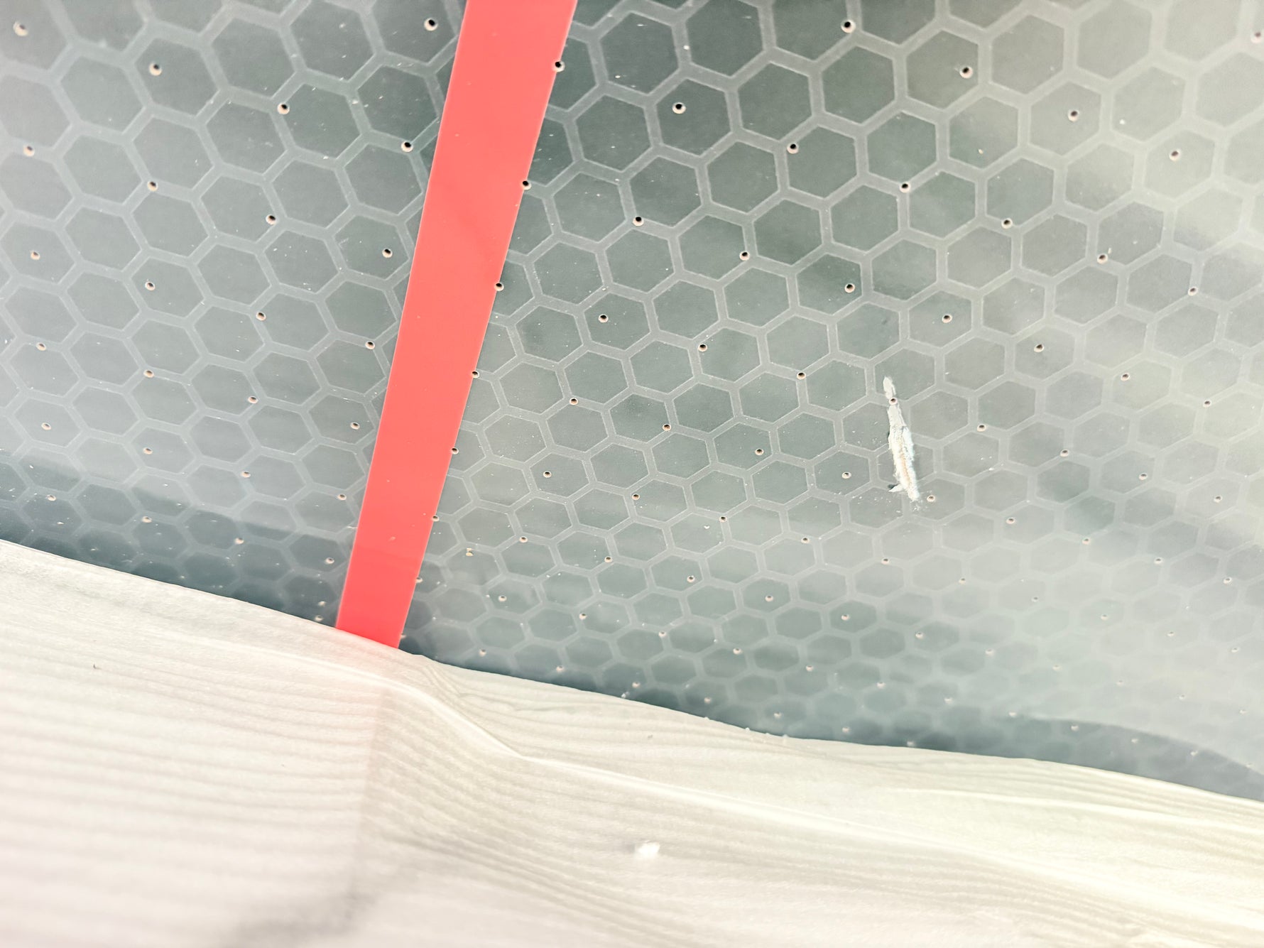 Resigilat!Masă Air Hockey Carromco Aurora-XT 130 cm – LED (Copie)