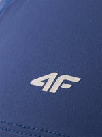 Cagula 4F U121, Adult