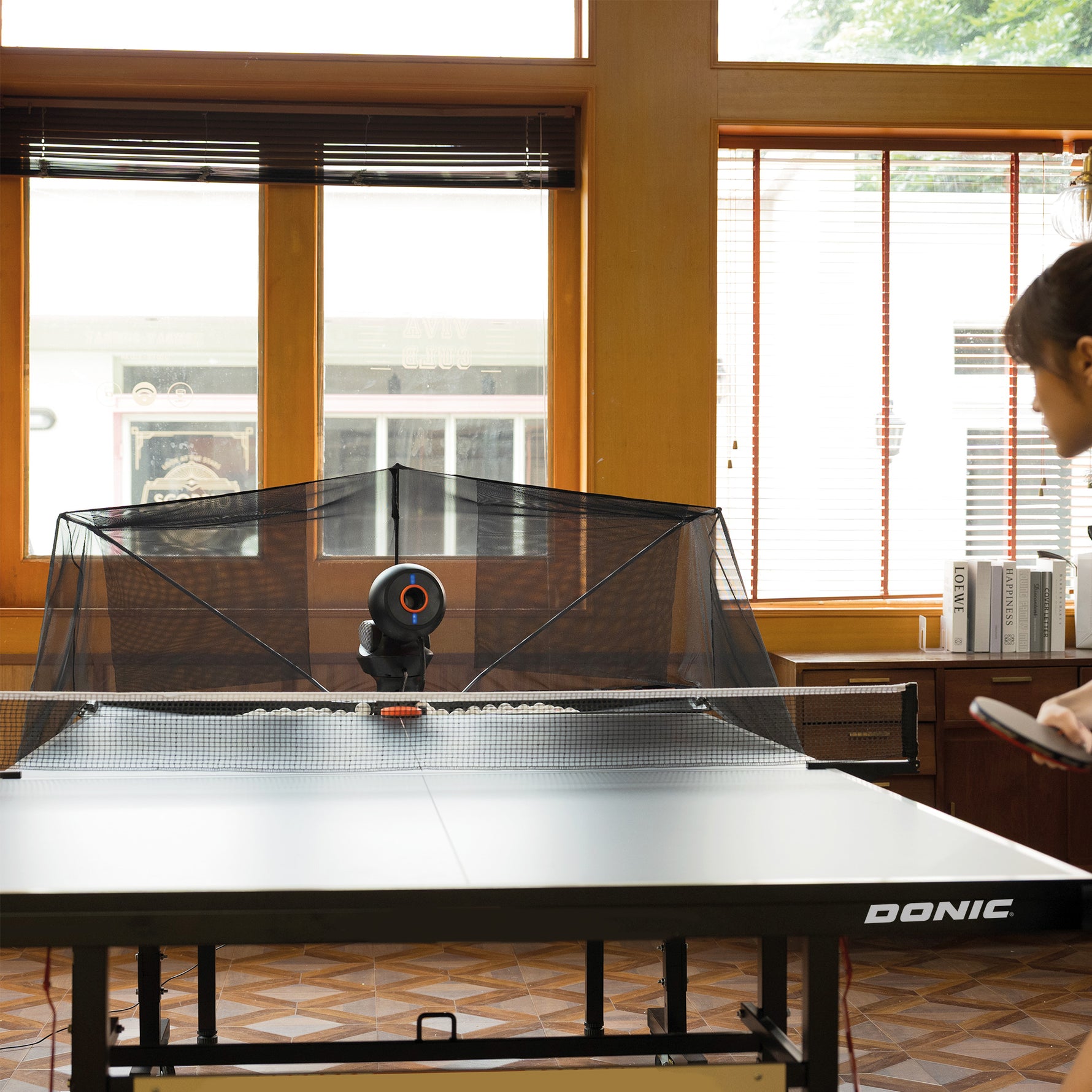 Robot Tenis de Masa DONIC Pongbot Omni S Pro - expert-sport.ro