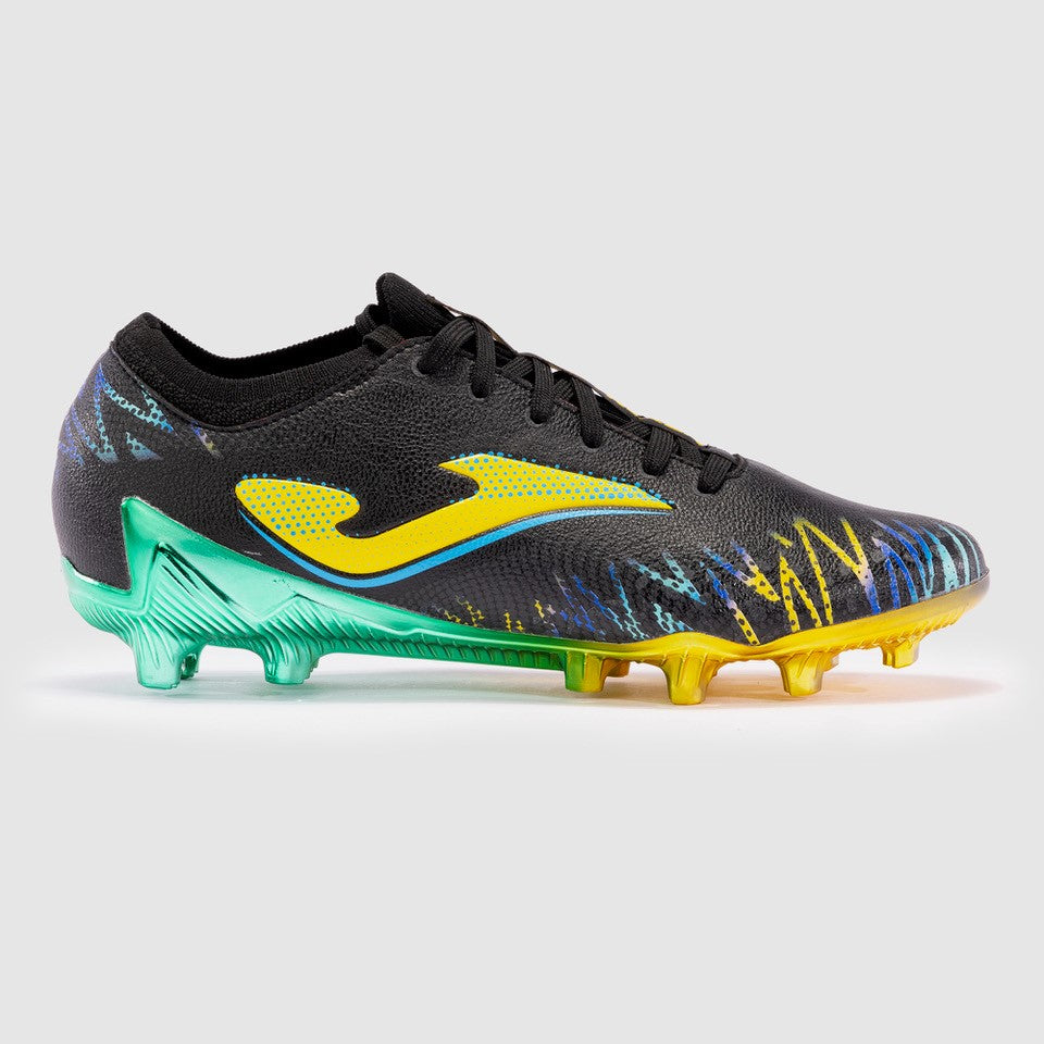 Ghete fotbal Joma STRIKER 2401 BLACK FIRM GROUND