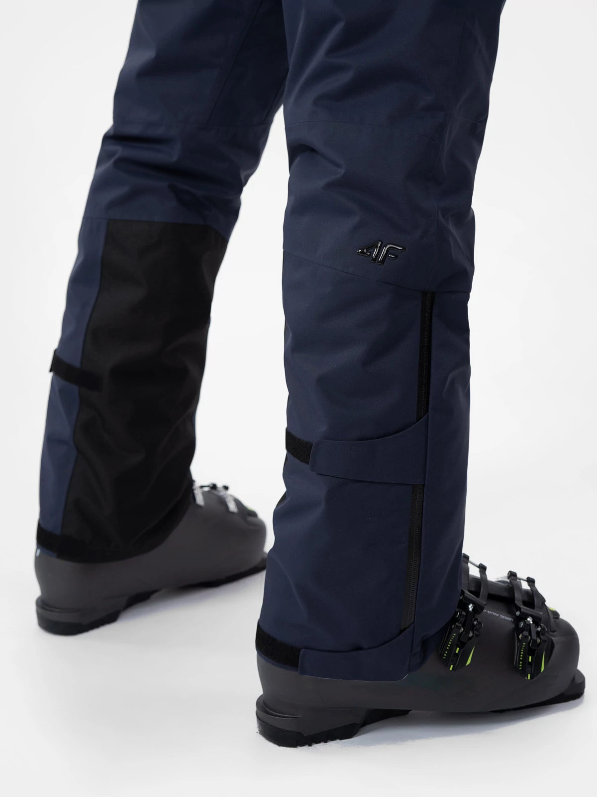PANTALONI DE SCHI 4FPRO MEMBRANA DERMIZAXÂ® 20 000 PENTRU BARBATI