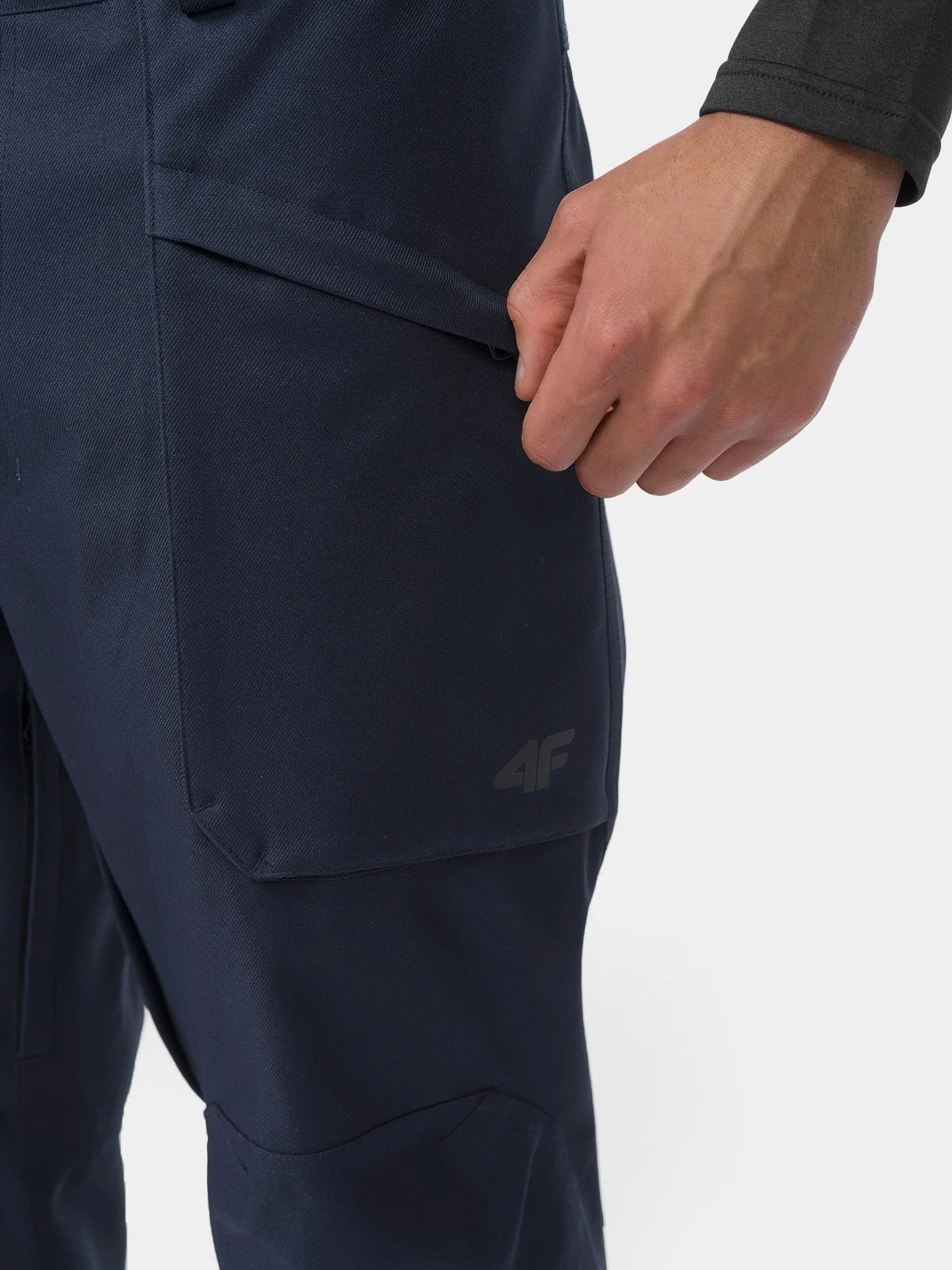 PANTALONI DE SCHI PENTRU BARBATI CU MEMBRANA 8.000